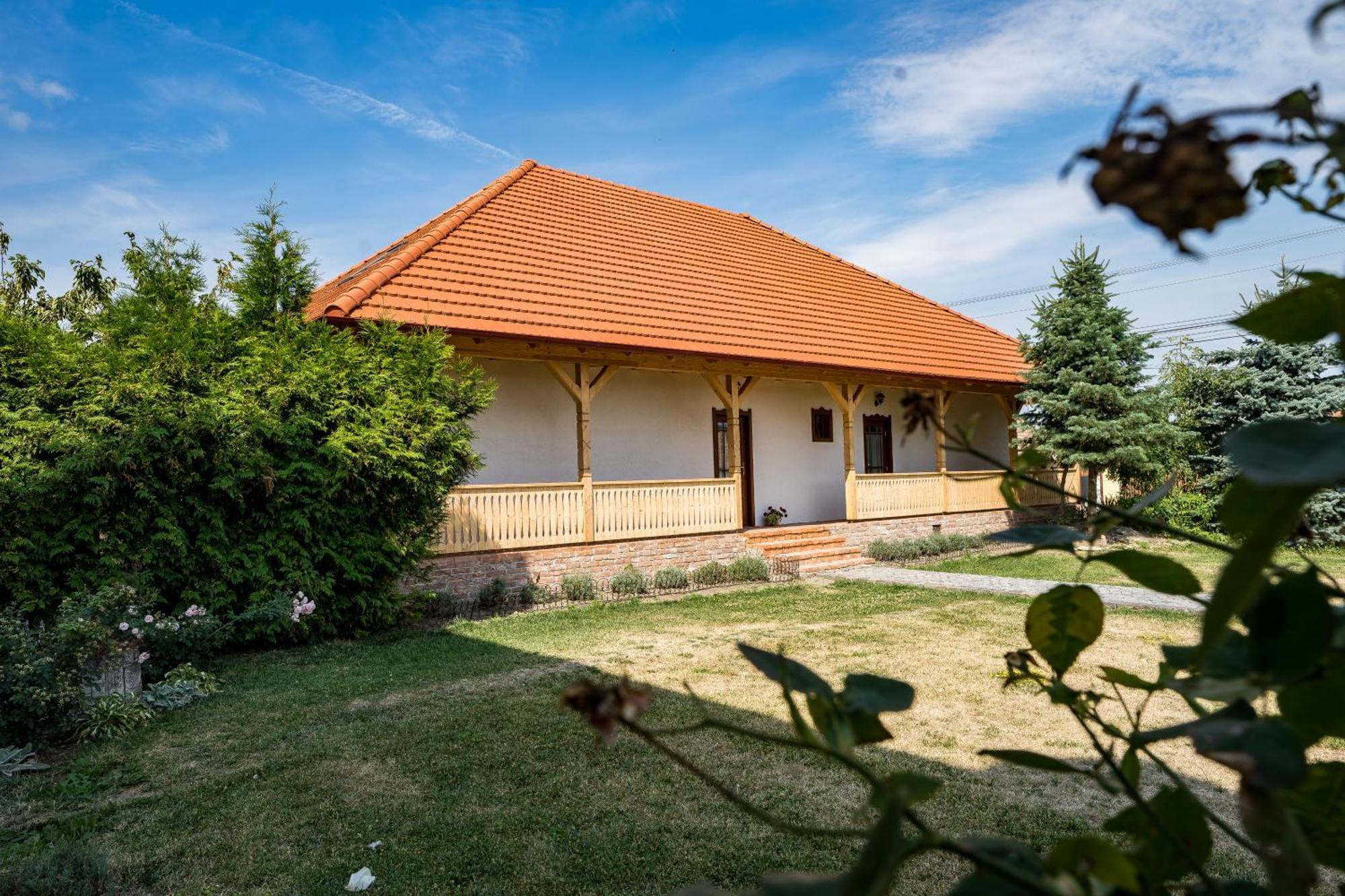 Castel Haller Ogra Exterior foto