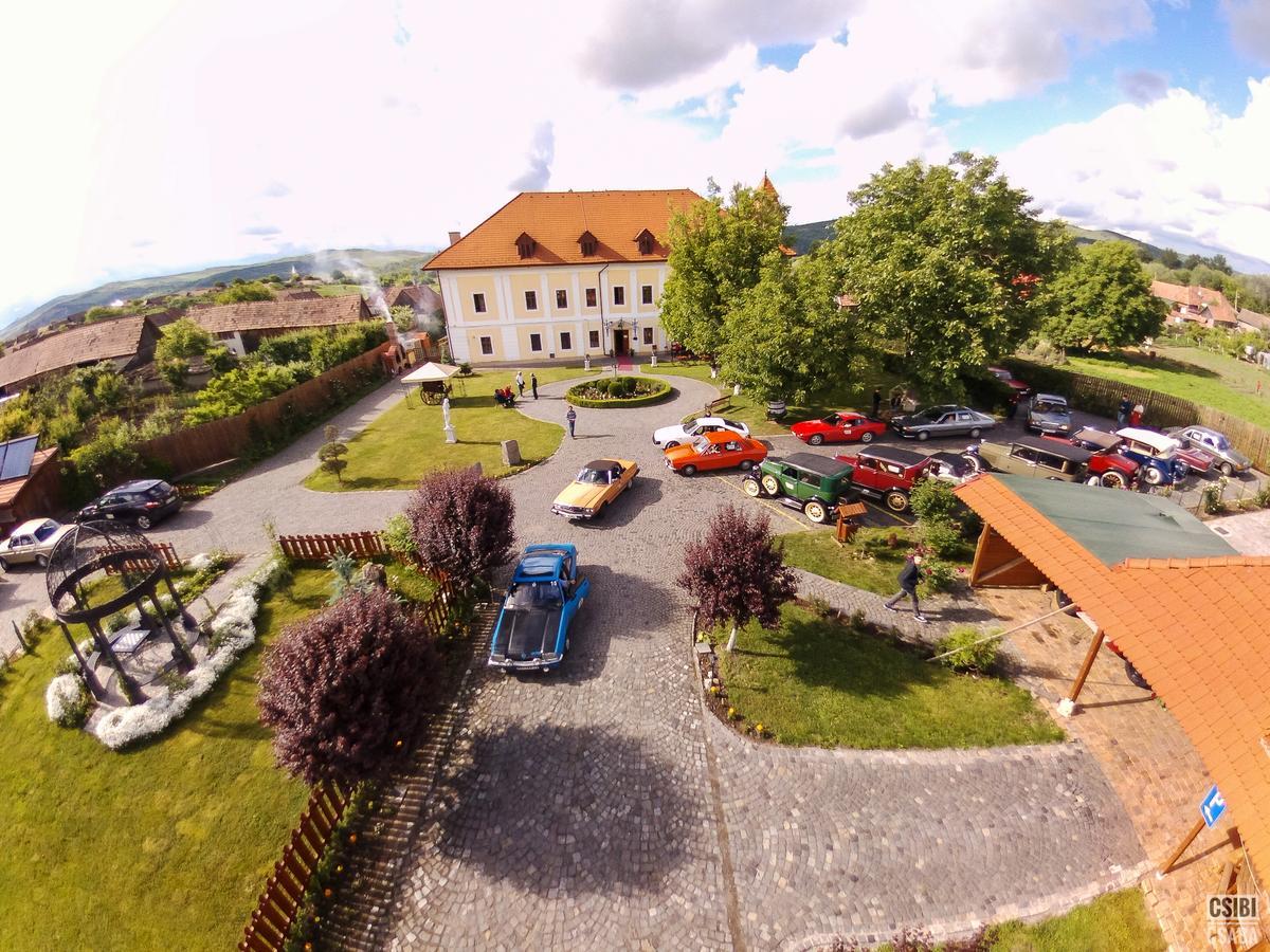Castel Haller Ogra Exterior foto
